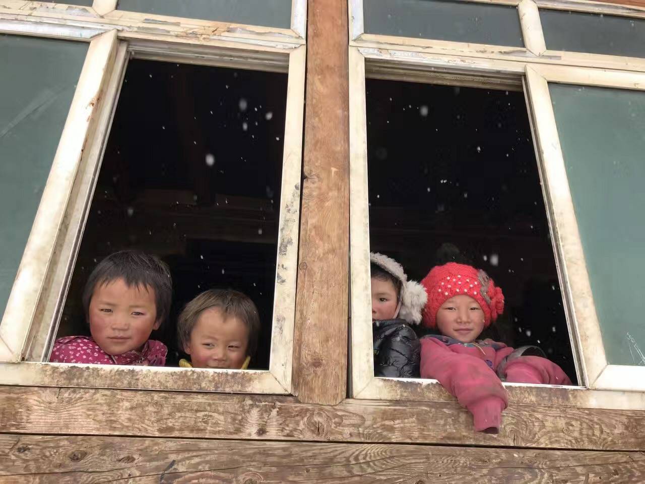 欧宝·官方端网站在线-欧宝(中国)公益回顾丨家国同欢月同圆 温暖满载甘孜州(图9)